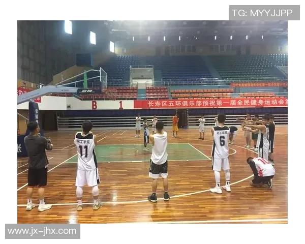 重庆篮球队在邀请赛中的个人能力分析与表现评估