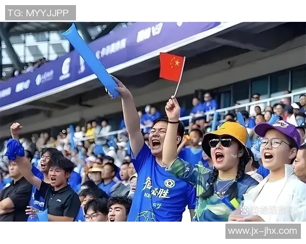 足球明星大力爆射展现惊人技巧引发球迷热烈欢呼与媒体热议